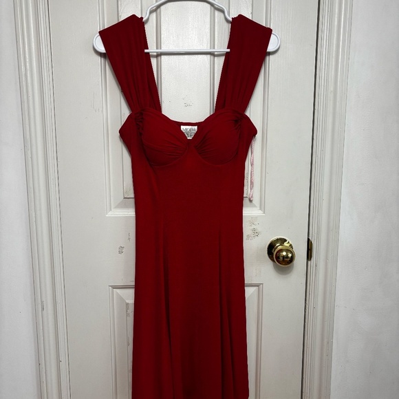 Stretch Red 90s dress - Picture 3 of 9